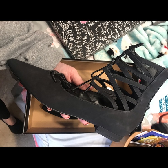 Beautiful black flats - Picture 3 of 4